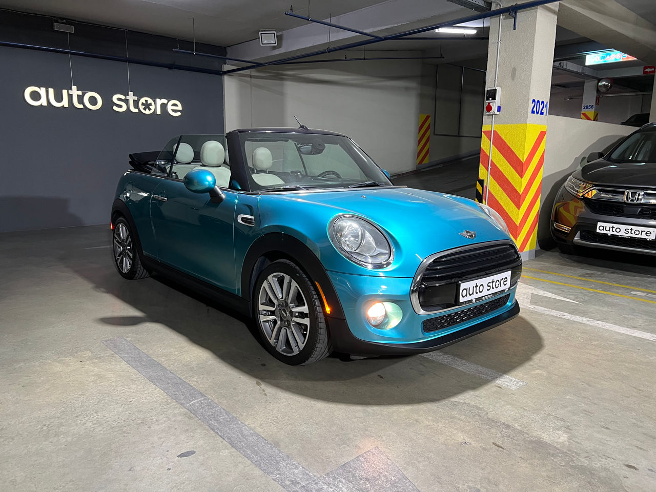 Mini Cooper 2016 года с пробегом 25895 км по цене 15 800 EUR купить на  DriveHub